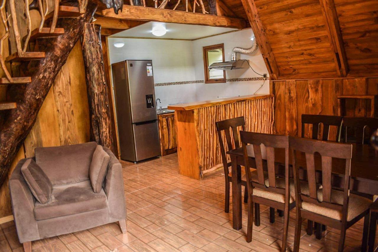 Cabanas Ecoturismo La Pancha Пуэрто-Айсен Экстерьер фото